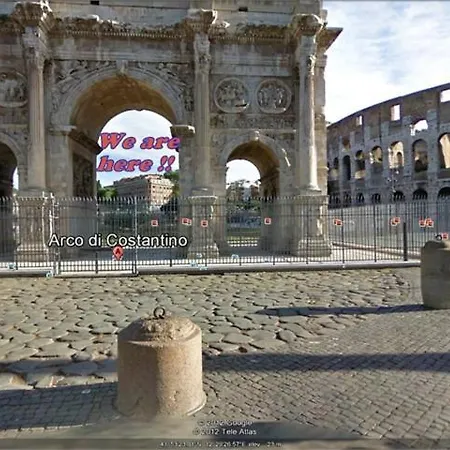 Colosseum Street Řím