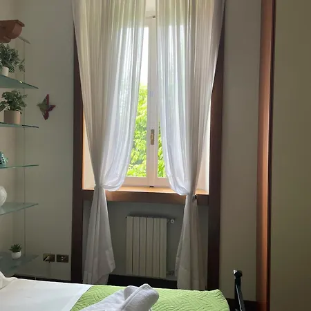 Colosseum Street Apartment Rome